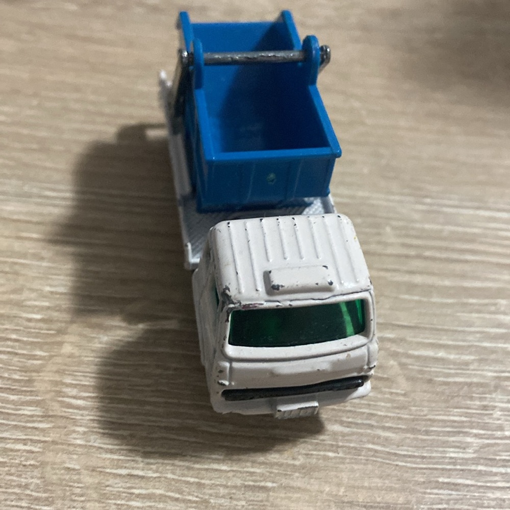 Tomica 1970s Nissan Diesel Condor Utility Truck S=1/104 No. 56 Made In Japan